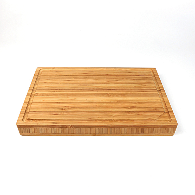 BAMBOO CUTTING BOARD