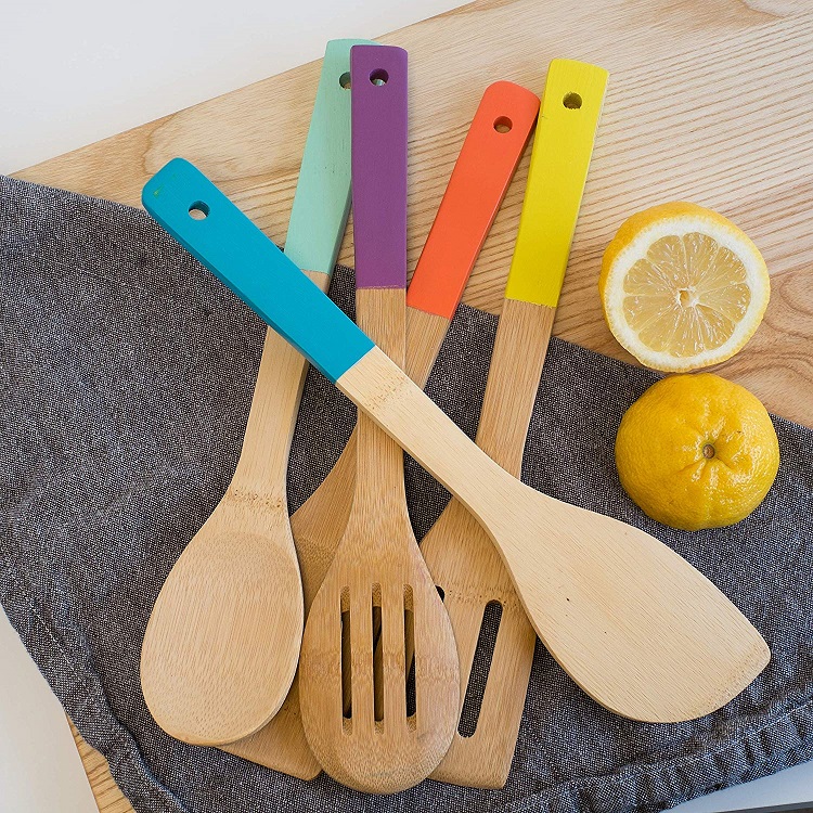 5-Pieces-Kitchen-Set-Serving-Tools-Bamboo1