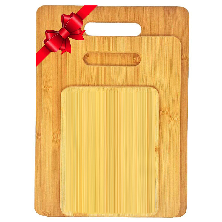 BAMBOO CUTTING BOARD