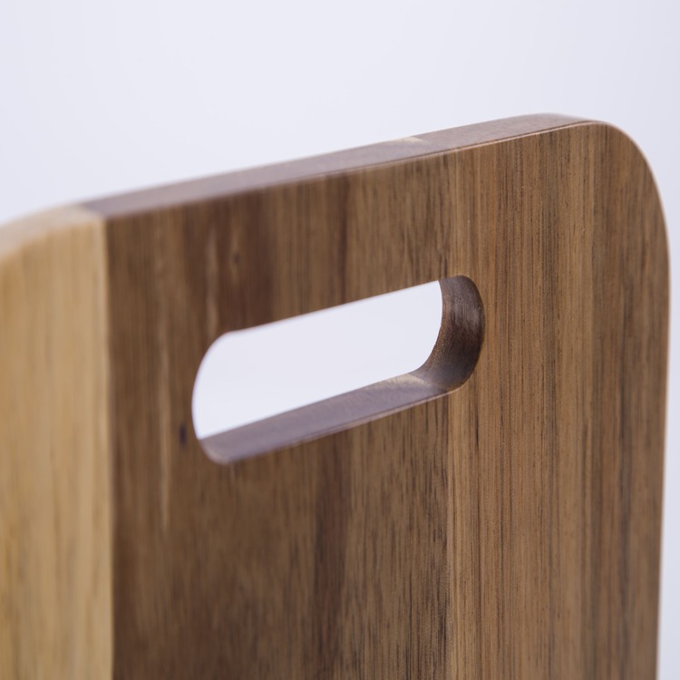 ACACIA WOOD CUTTING BOARD