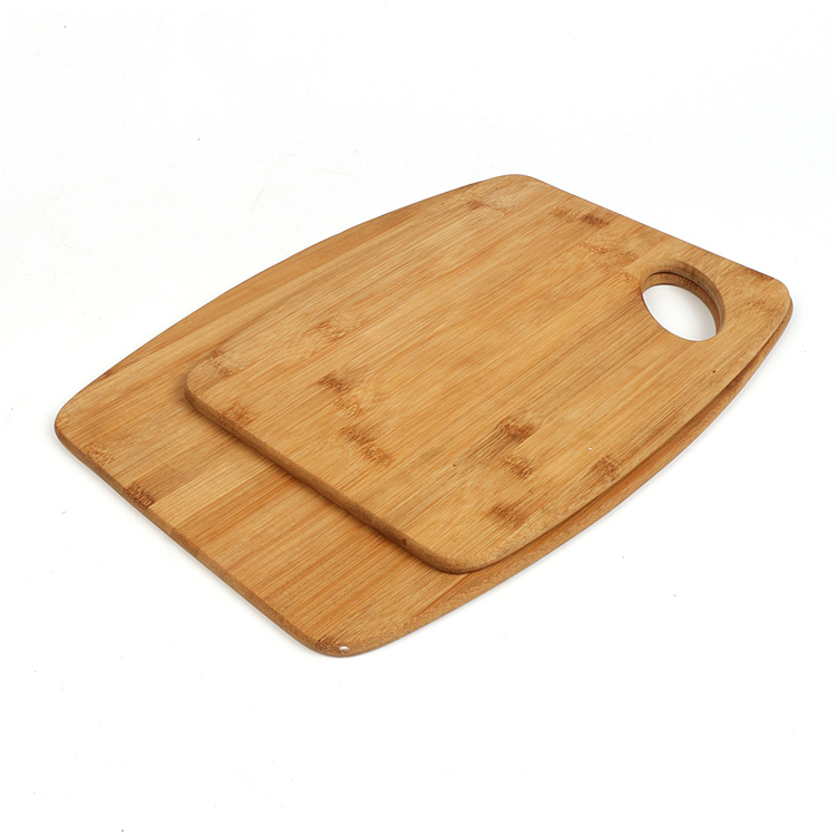 BAMBOO CUTTING BOARD