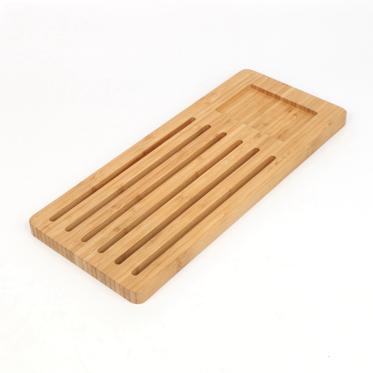BAMBOO BREAD BOARD
