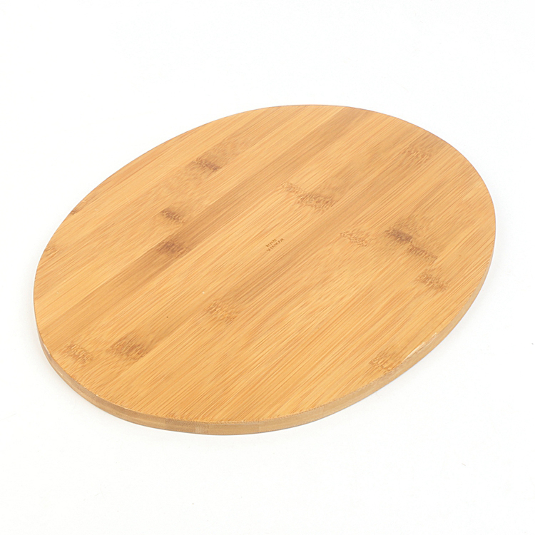 BAMBOO CUTTING BOARD