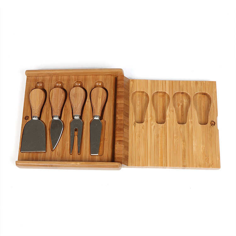 BAMBOO CHEESE BOARD SET