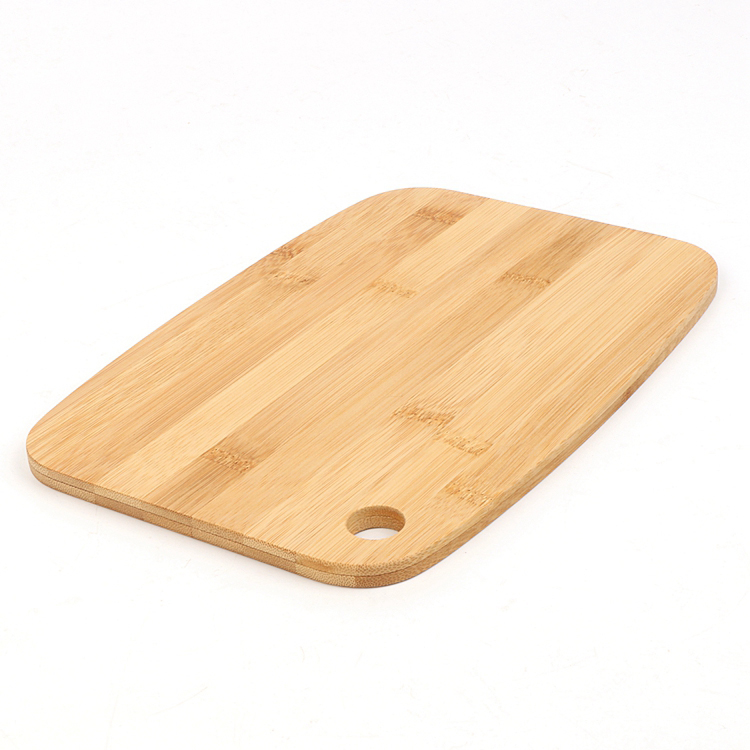 BAMBOO CUTTING BOARD