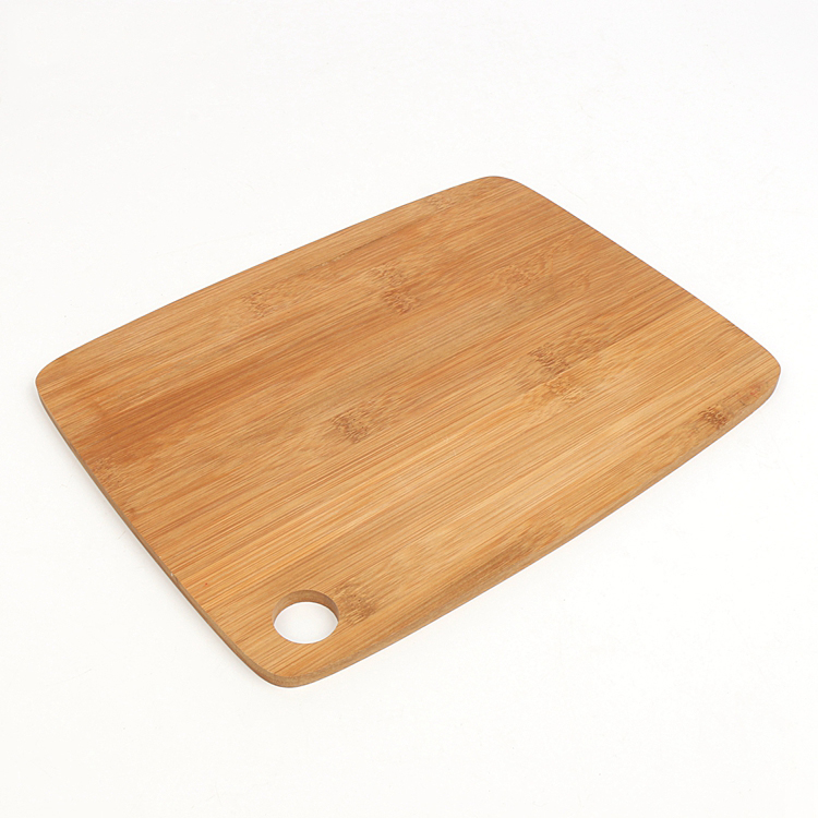 BAMBOO CUTTING BOARD