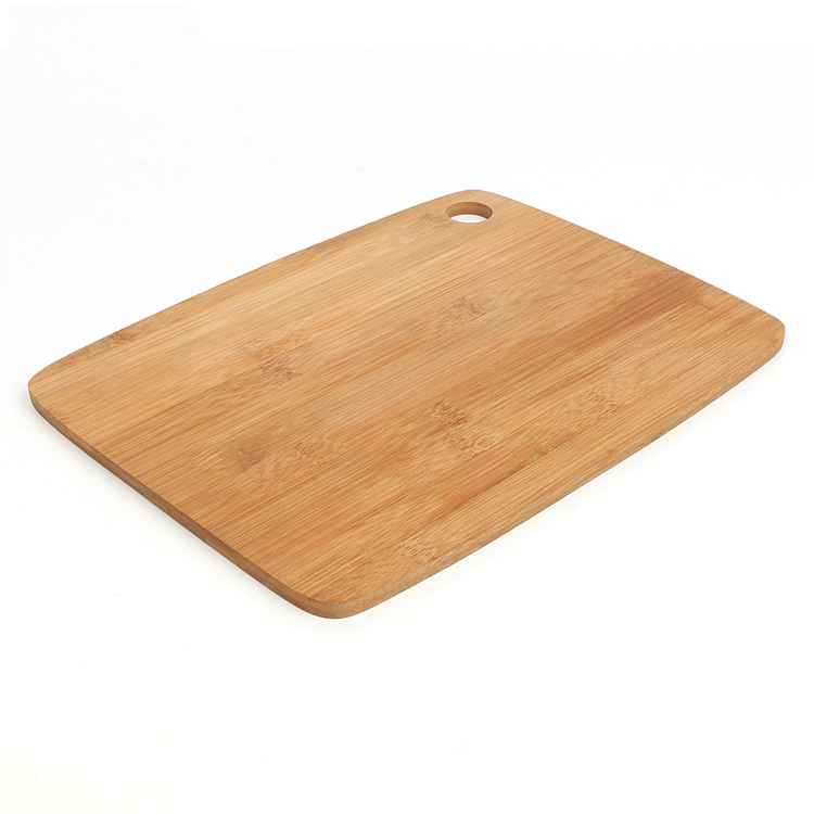BAMBOO CUTTING BOARD