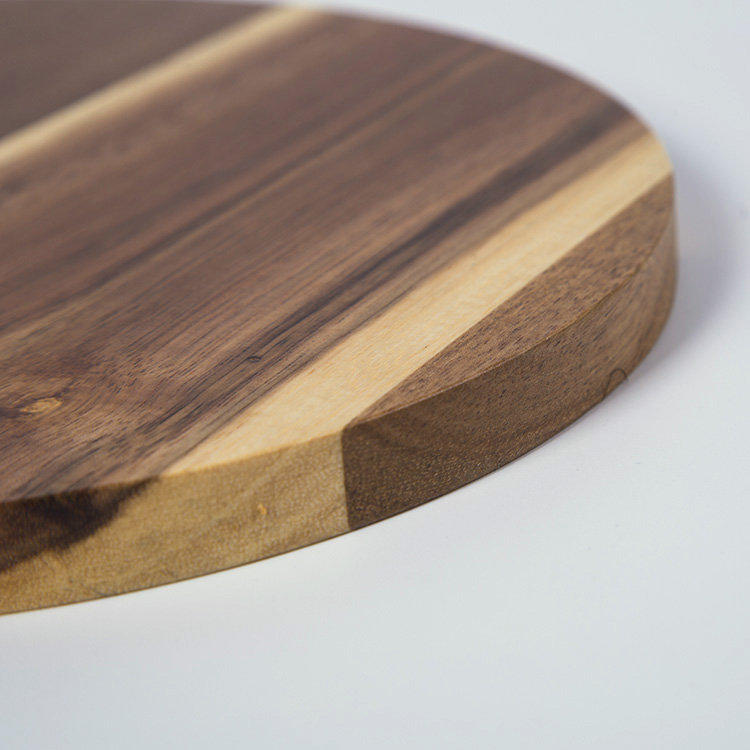 ACACIA WOOD CUTTING BOARD